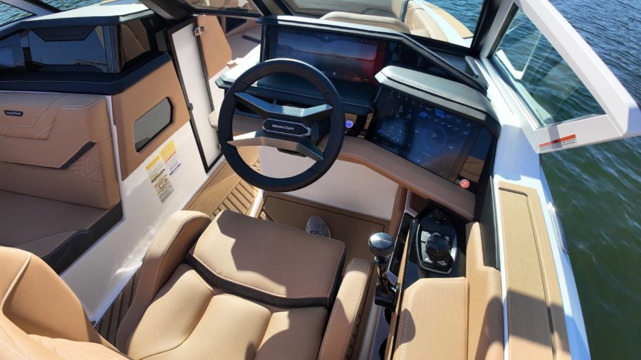 2026-mastercraft-x-star-112102-image9