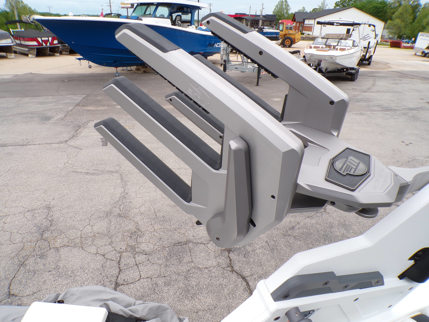 2025 Malibu Wakesetter 25LSV