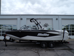 2025 Malibu Boats Wakesetter 25 LSV for sale in Hazelwood, Missouri