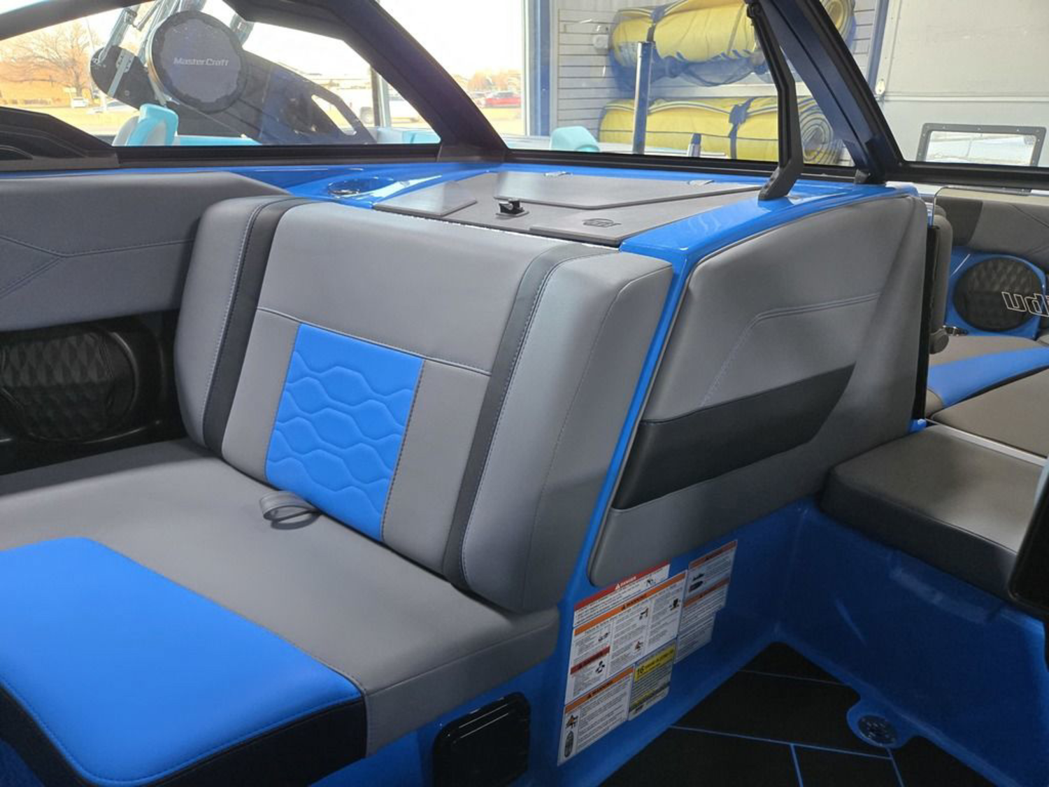 2025 Malibu Boats 23 LSV