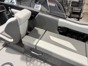 2026-mastercraft-nxt22-112137-image10
