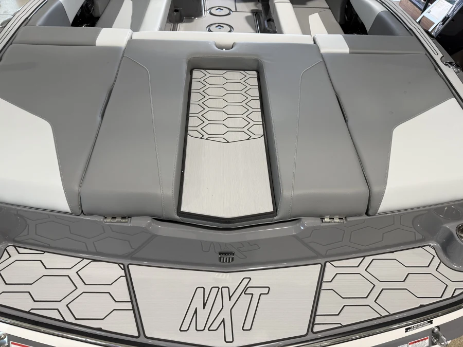 2026-mastercraft-nxt22-112137-image21