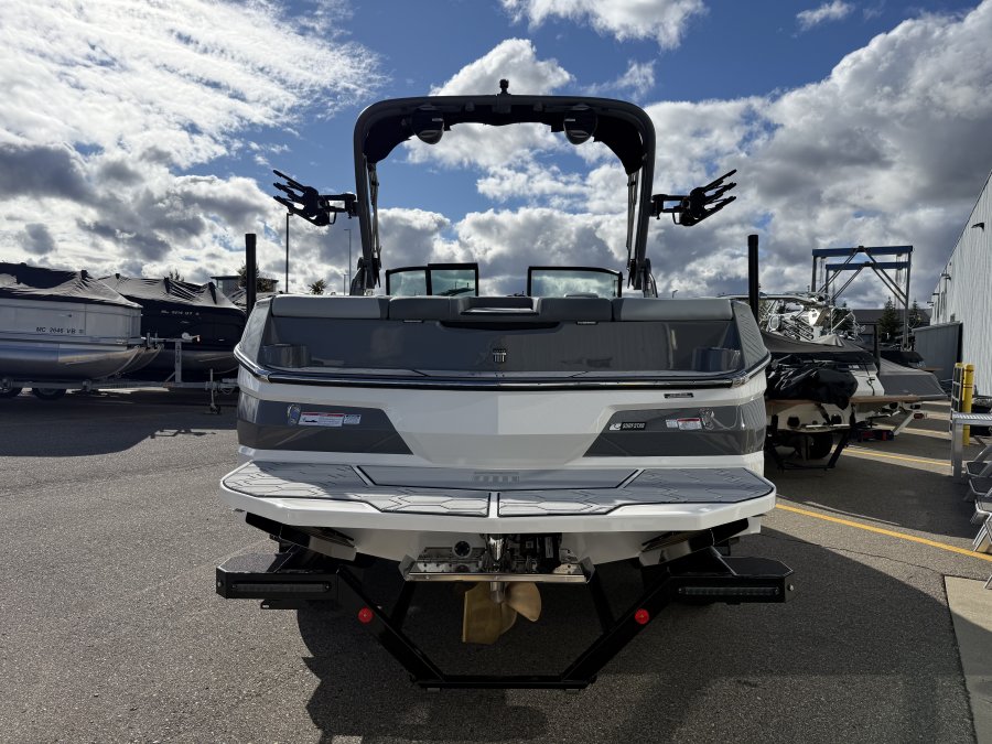 2026-mastercraft-nxt22-112137-image4