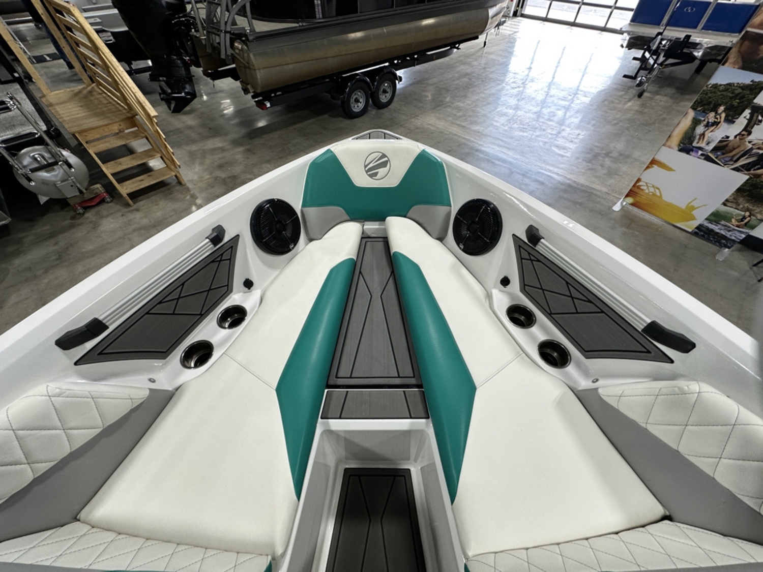 2022 Tige Z3 with Trailer