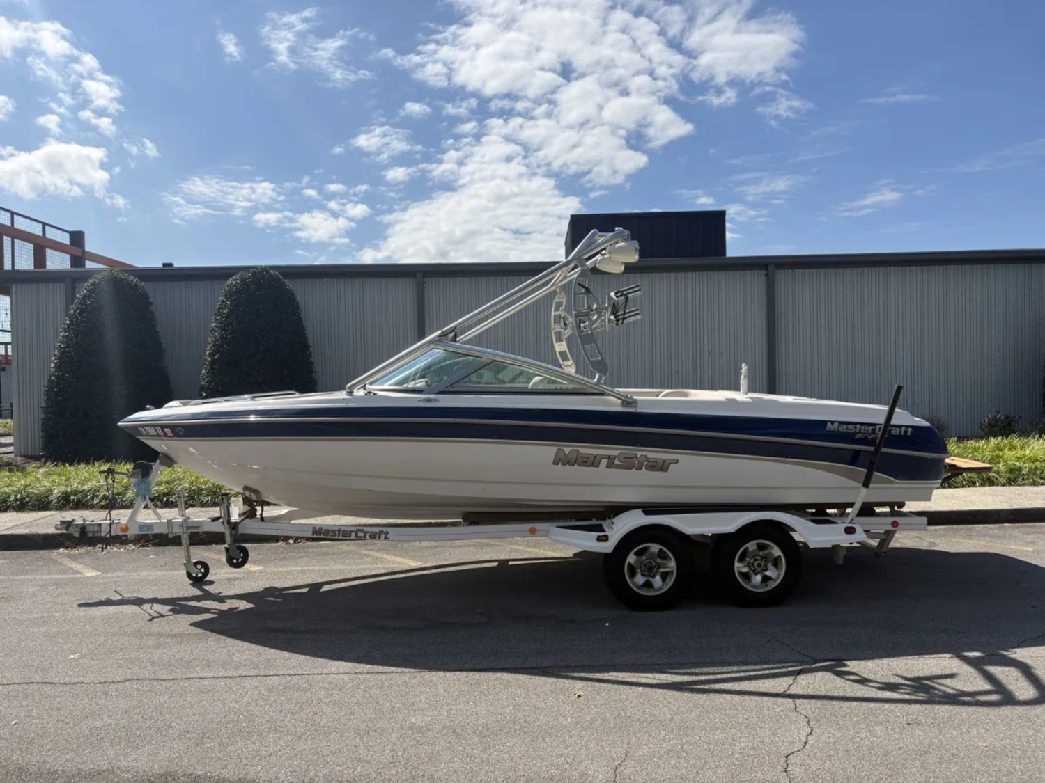 MasterCraft Maristar 230