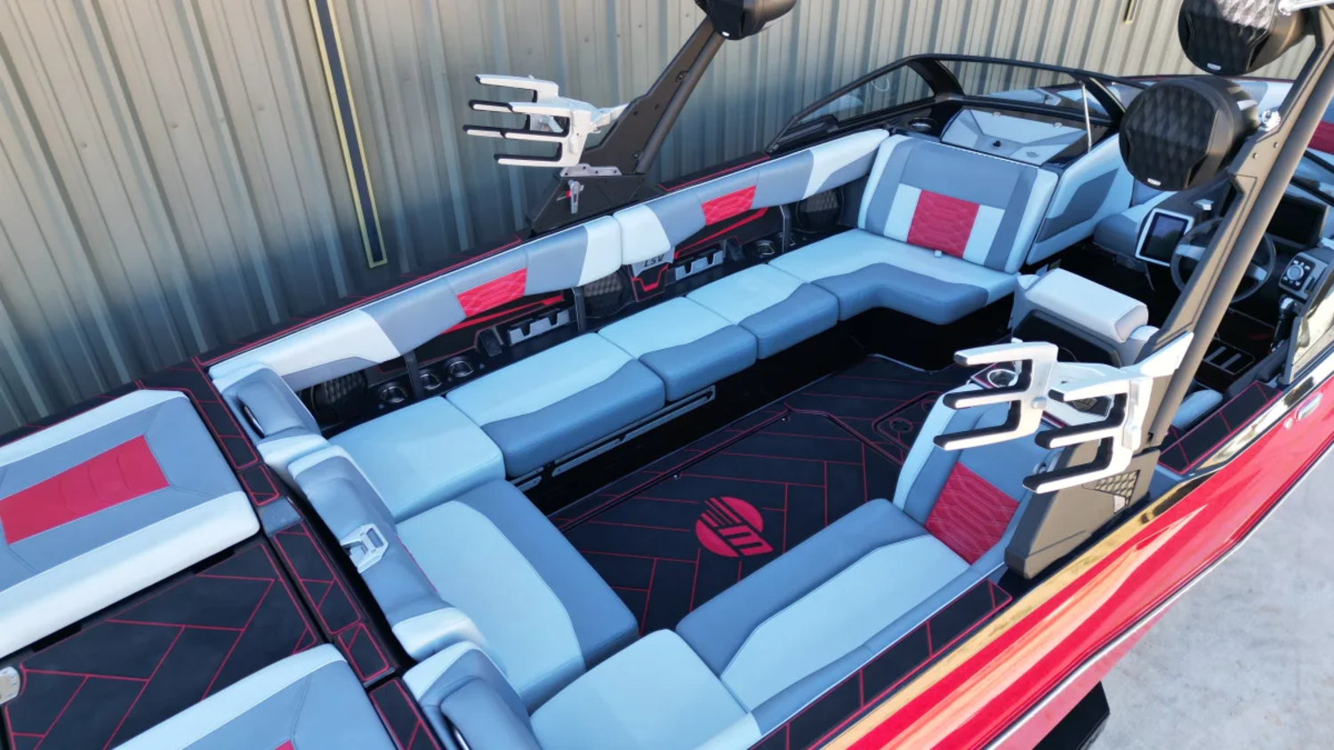 2023 Malibu Wakesetter 25 LSV