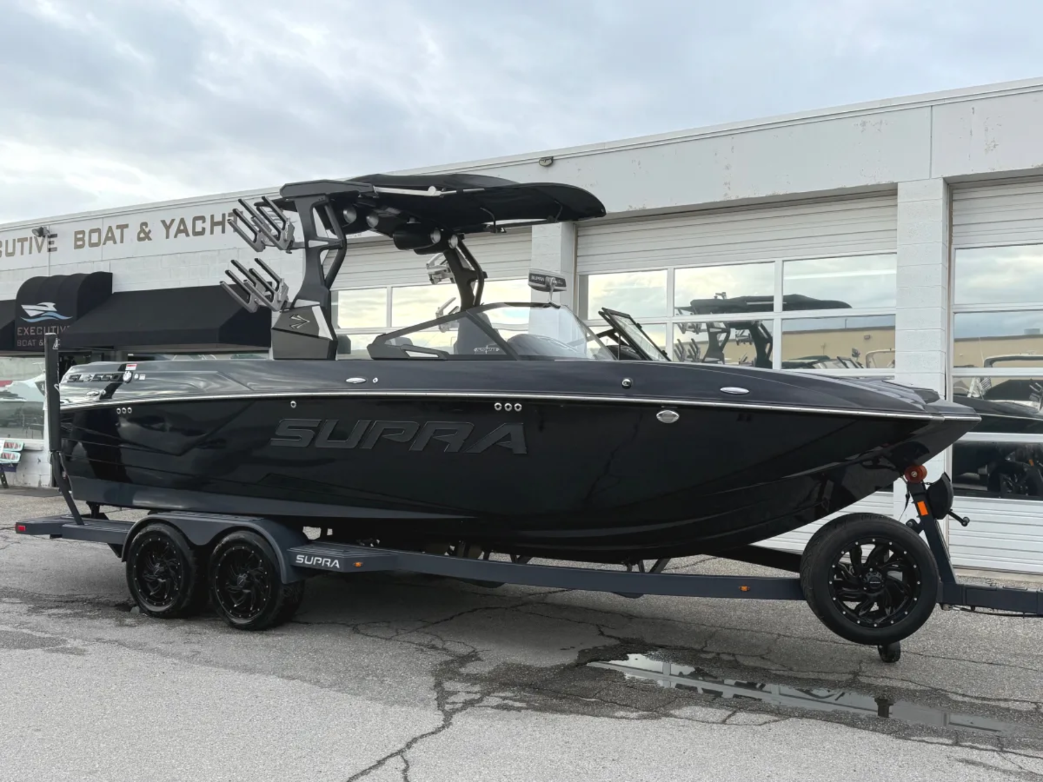 2021 24' Supra "SL550" Bowrider