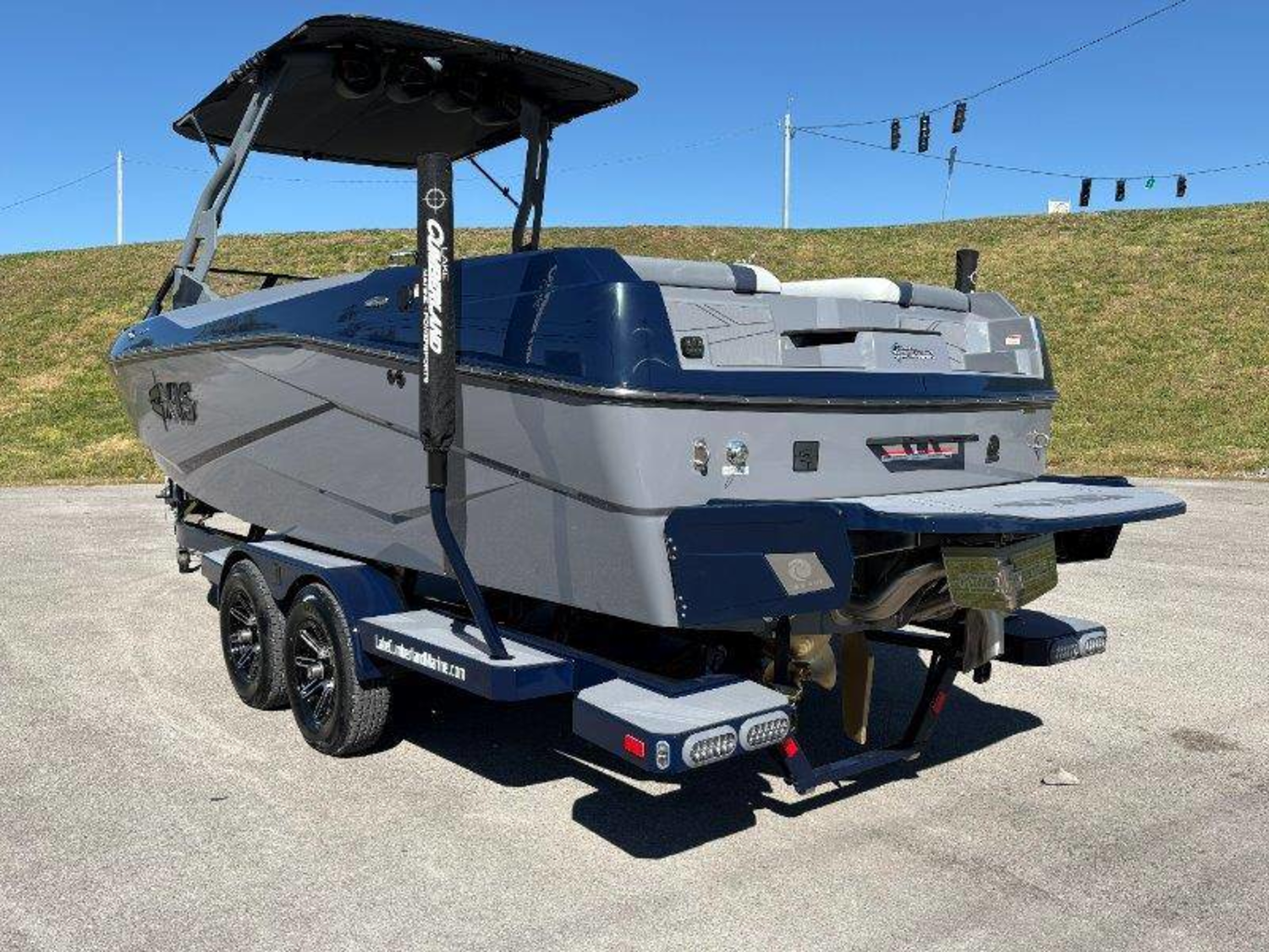 2026 Axis T250