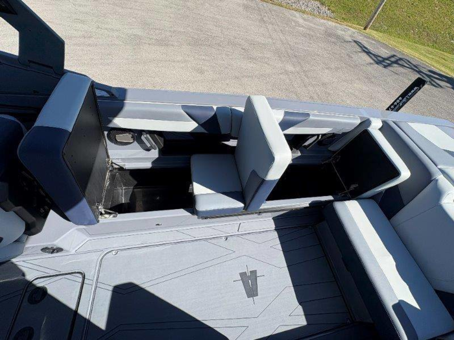 2026 Axis T250