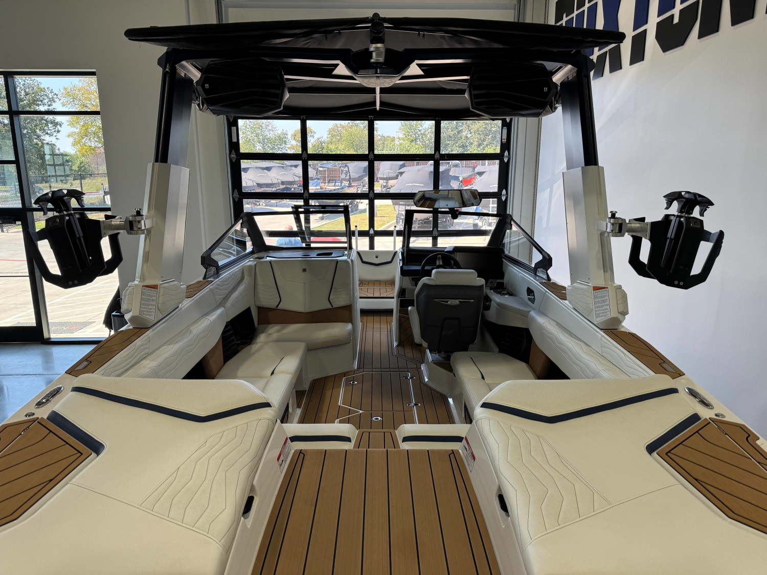 2025 Nautique Super Air Nautique G23