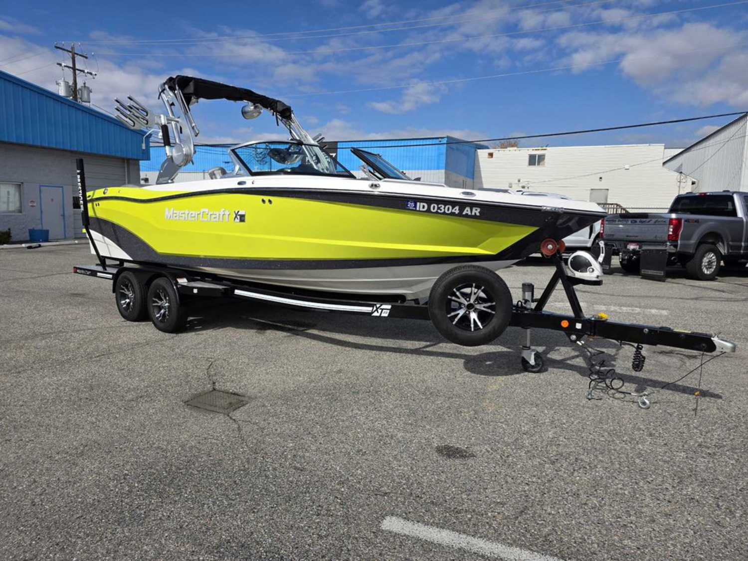 2017 Mastercraft XT23