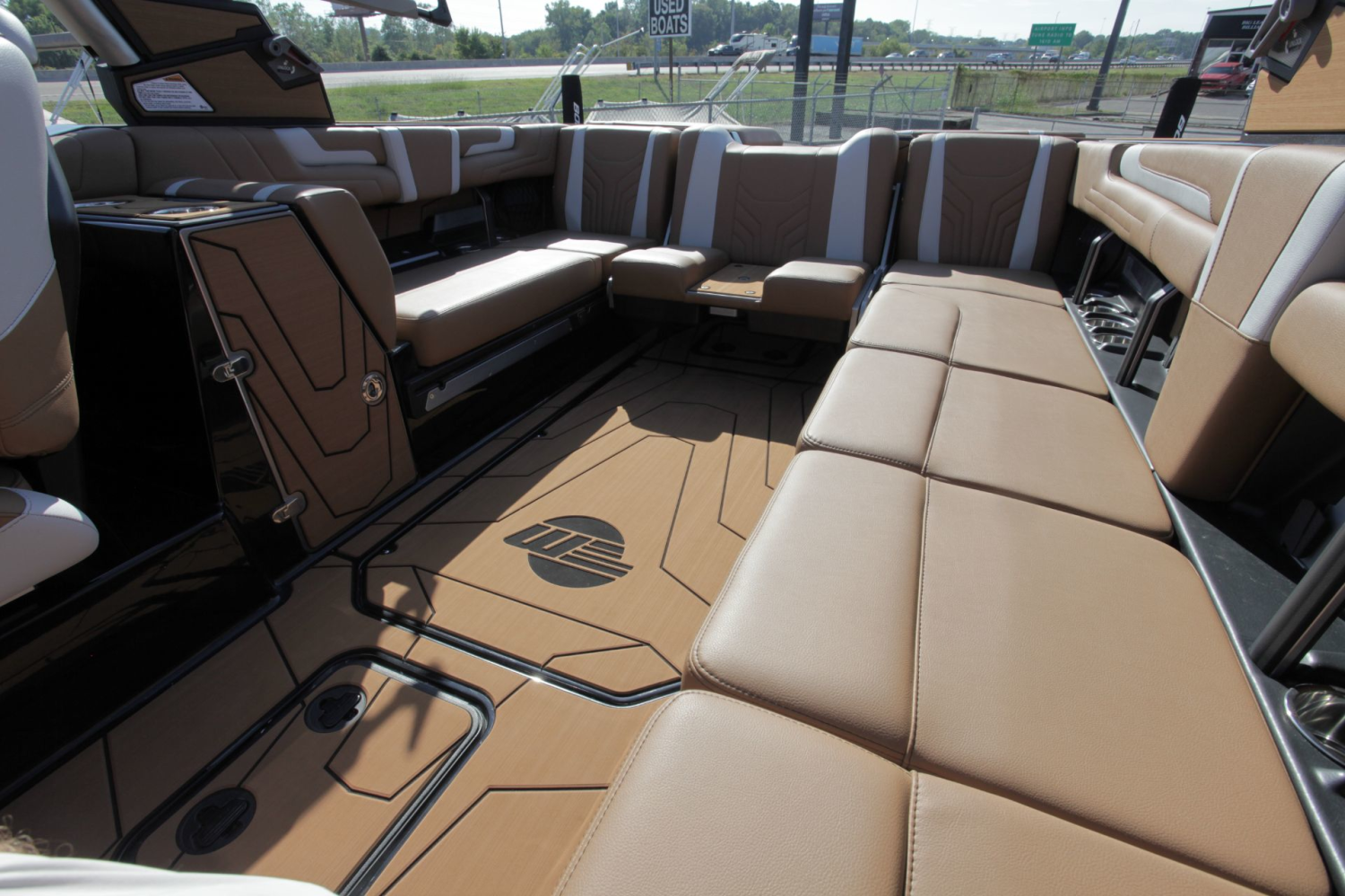 2026 Malibu Wakesetter 25 LSV