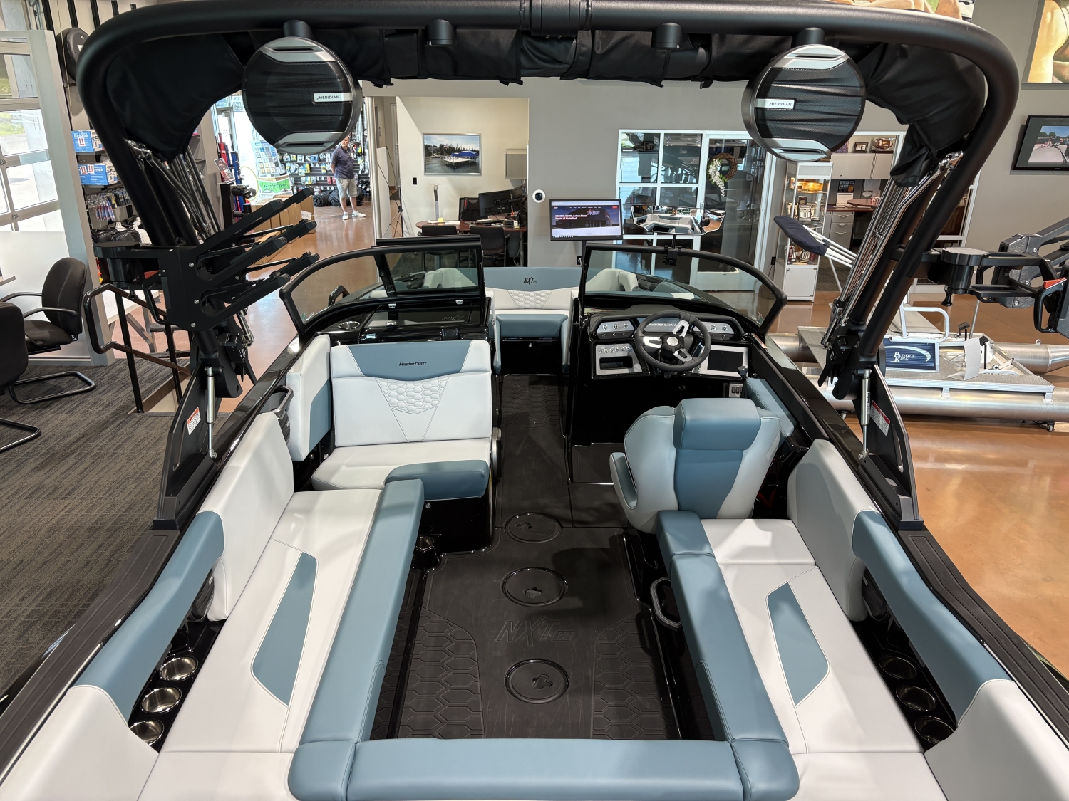 2026 MasterCraft NXT22