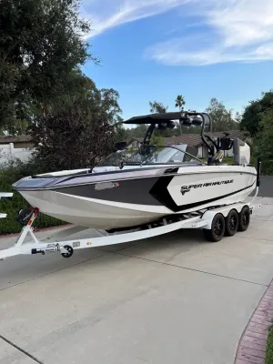 2018-nautique-g25-111041-image0_141714.webp