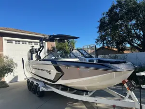 2018-nautique-g25-111041-image10_141715.webp