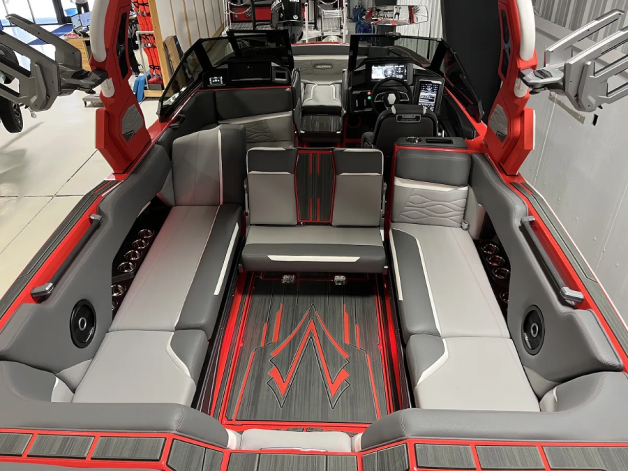 2025 Supra Boats SE for sale in CORNELIUS, North Carolina