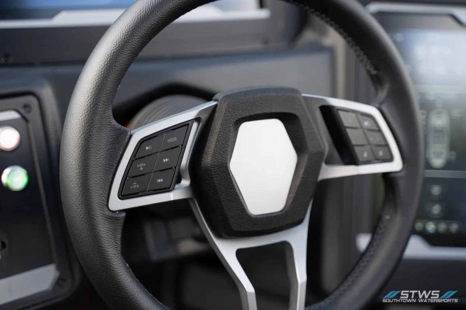 DEMO Supra SA 400 2025 – Slate Blue / Light Graphite