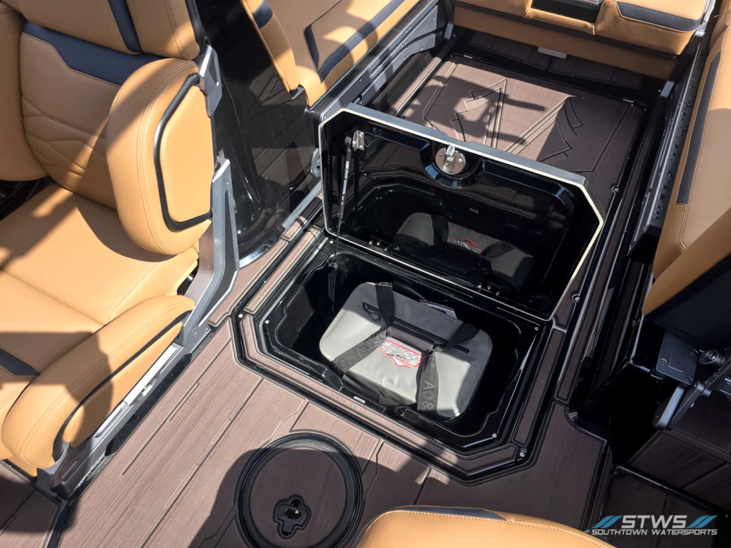 New Supra SL450 2025 – Light Graphite / Black