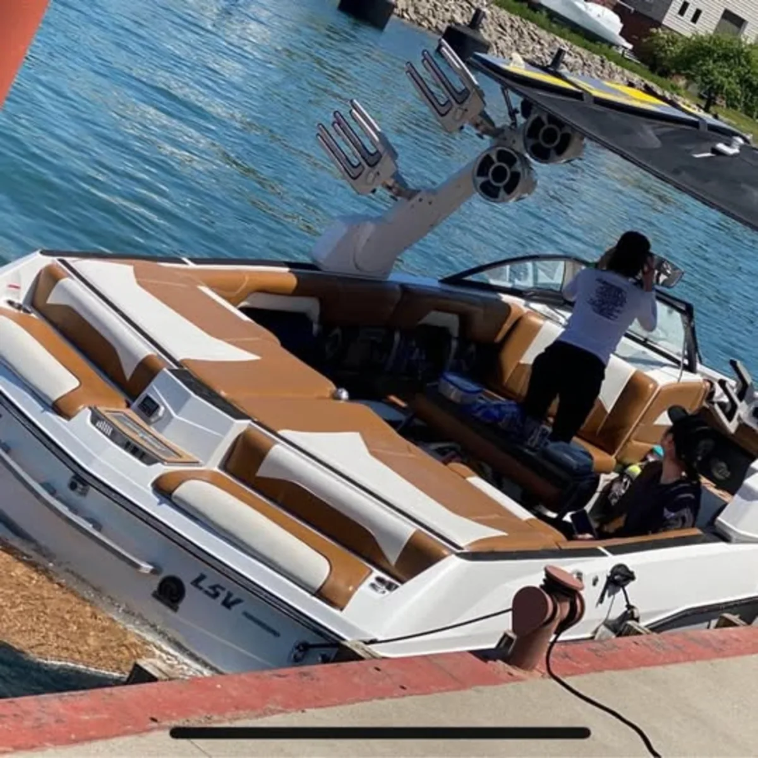 2019 Malibu Wakesetter 25 LSV