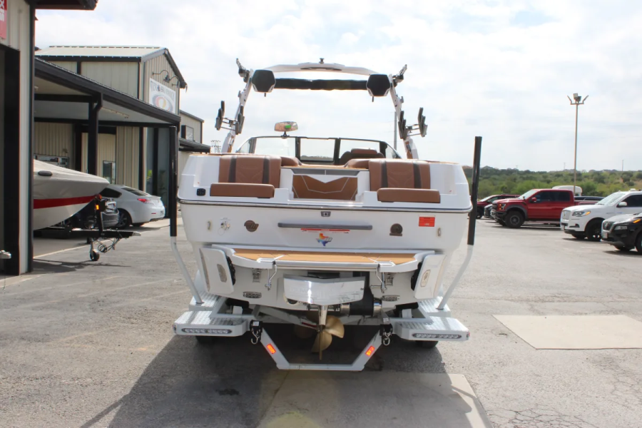 2026 Malibu Boats Wakesetter 25 LSV for sale in New Braunfels, Texas