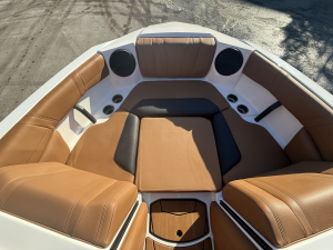 2026 Malibu Boats 21 LX for sale in Fontana, Wisconsin