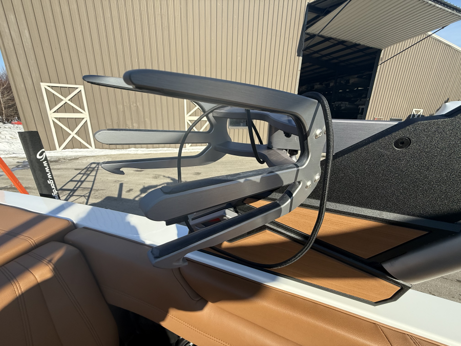 2026 Malibu Boats 21 LX for sale in Fontana, Wisconsin