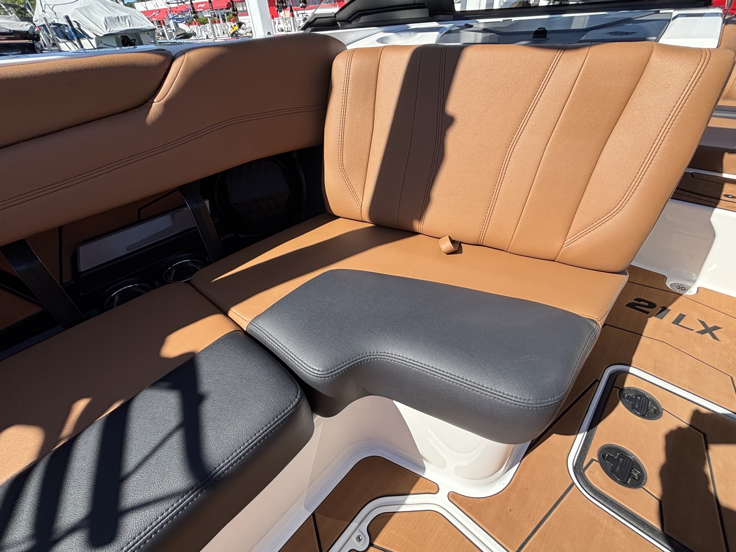 2026 Malibu 21LX