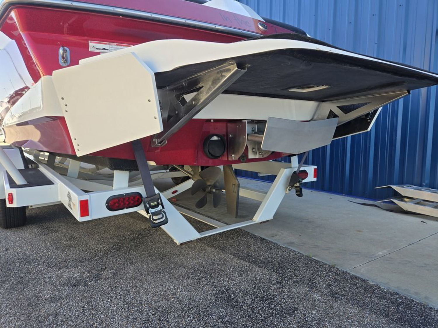 2014 Axis Wake Research A24