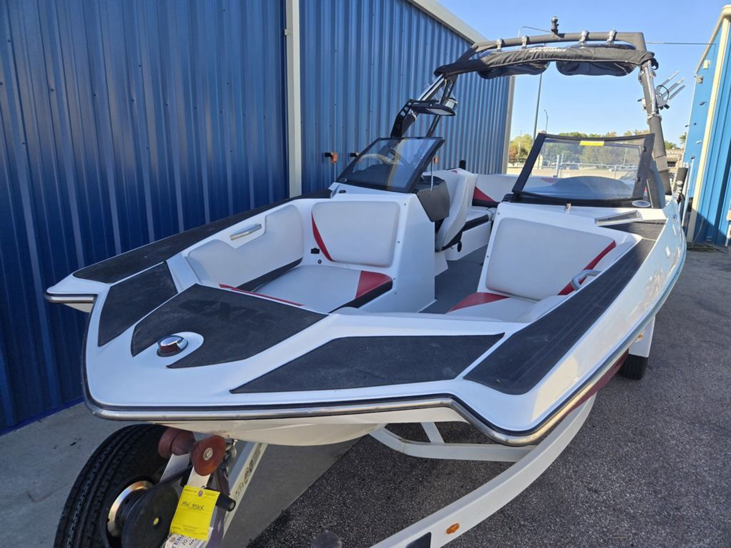 2014 Axis Wake Research A24