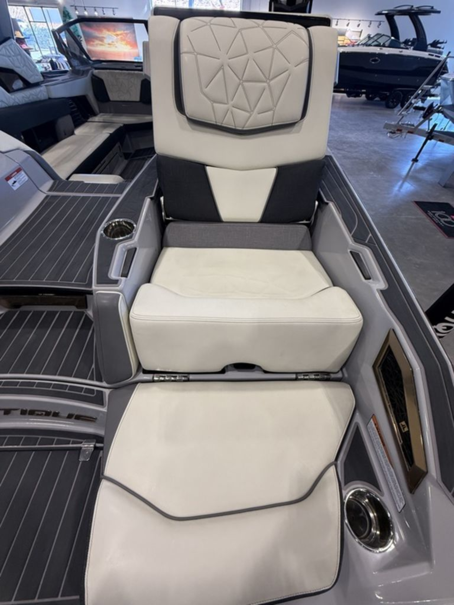 2023 Nautique G25 Paragon