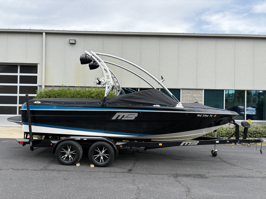 2012 MB Sports Boats B52 21 for sale in Fenton, Michigan