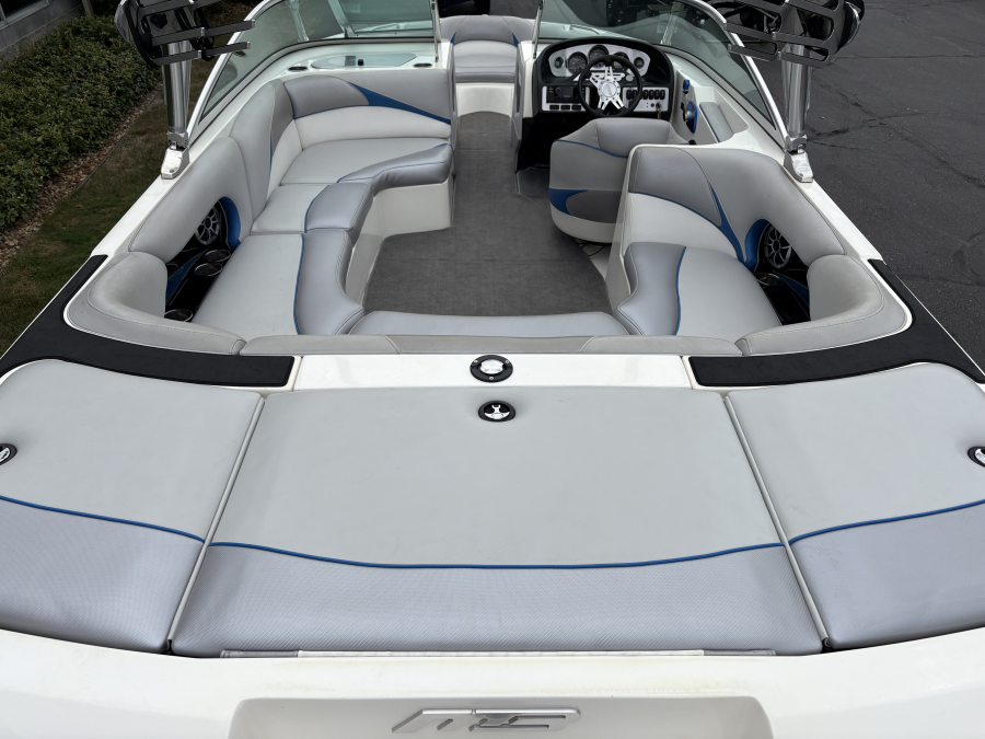 2012 MB Sports Boats B52 21 for sale in Fenton, Michigan