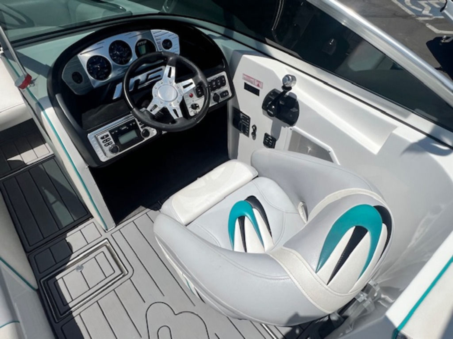 2010 MB Sports Tomcat