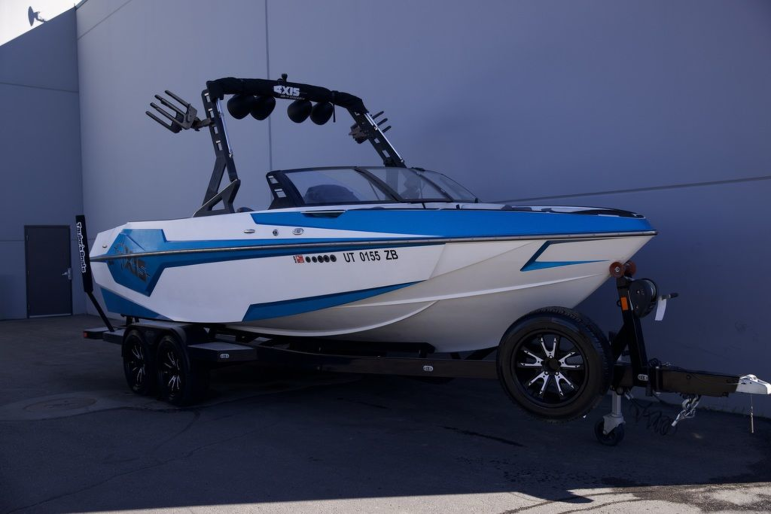 2019 Axis Wake Research T23