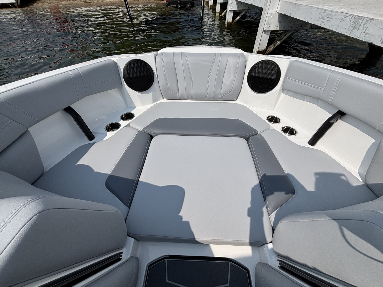 2026 Malibu 21LX