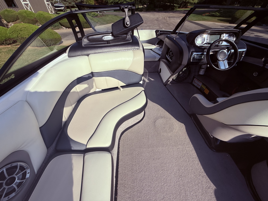 2013 Malibu Boats Wakesetter 23 LSV for sale in Fontana, Wisconsin