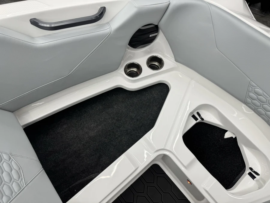 2026-mastercraft-nxt20-112691-image25