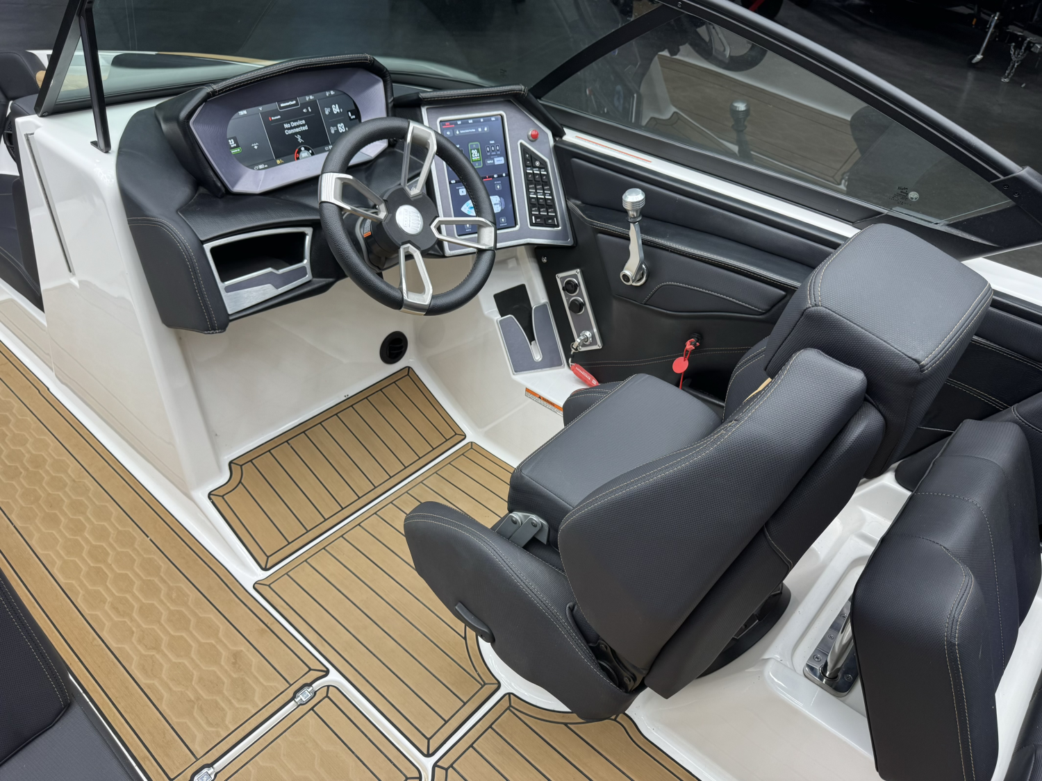 2022 MasterCraft XT23