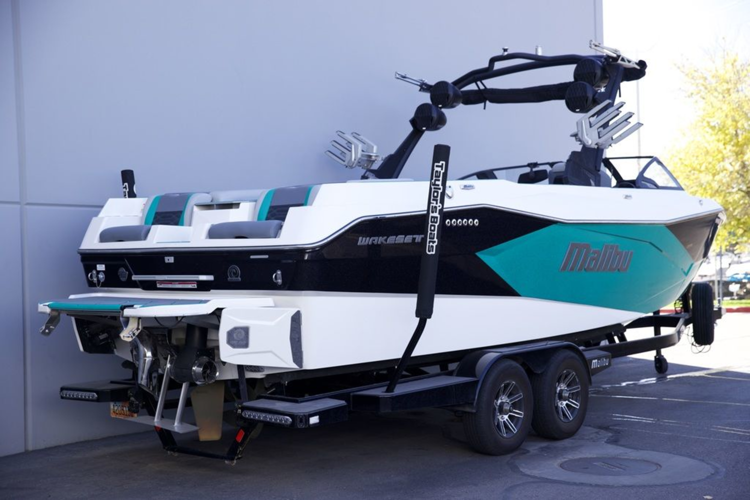 2024 Malibu Boats 26 LSV