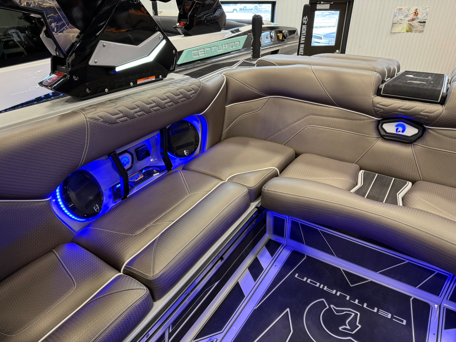 2026 Centurion Ri230