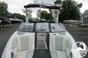2019 Malibu Boats Wakesetter 25 LSV for sale in Elkton, Maryland