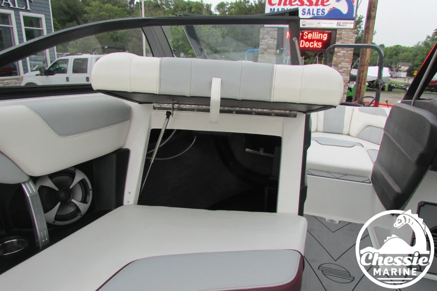 2019 Malibu Boats Wakesetter 25 LSV for sale in , 