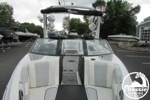 2019 Malibu Boats Wakesetter 25 LSV for sale in , 
