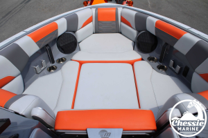 2022 Malibu Boats Wakesetter 25 LSV for sale in Elkton, Maryland