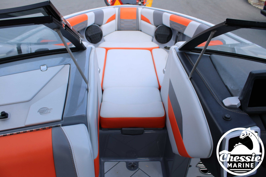 2022 Malibu Boats Wakesetter 25 LSV for sale in Elkton, Maryland