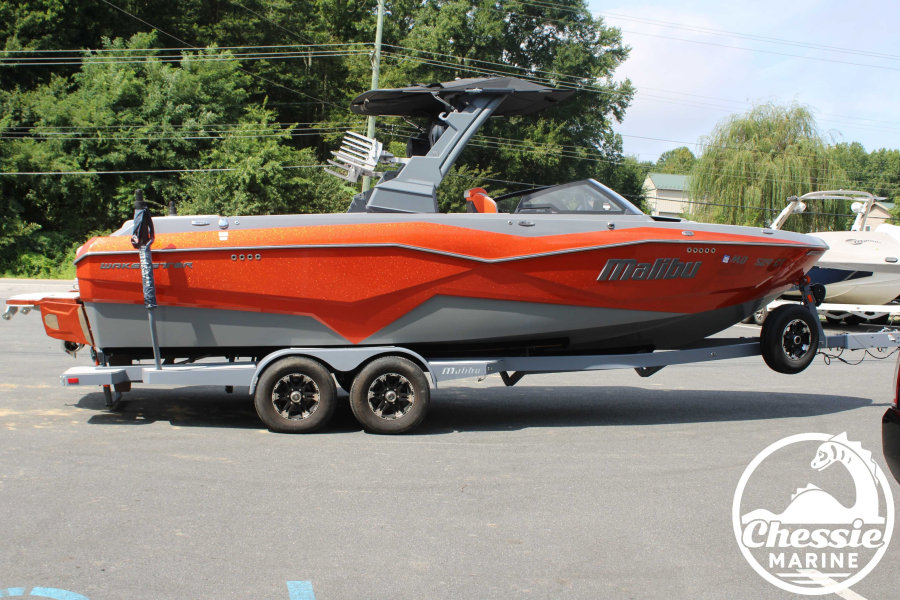 2022 Malibu Boats Wakesetter 25 LSV for sale in Elkton, Maryland