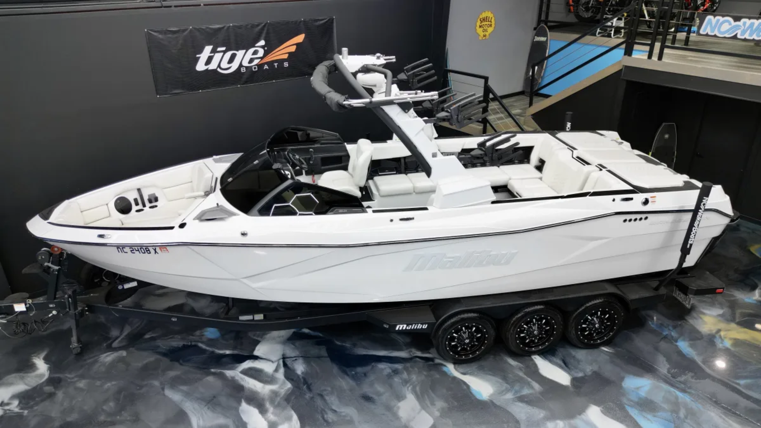2023 Malibu Wakesetter 26 LSV