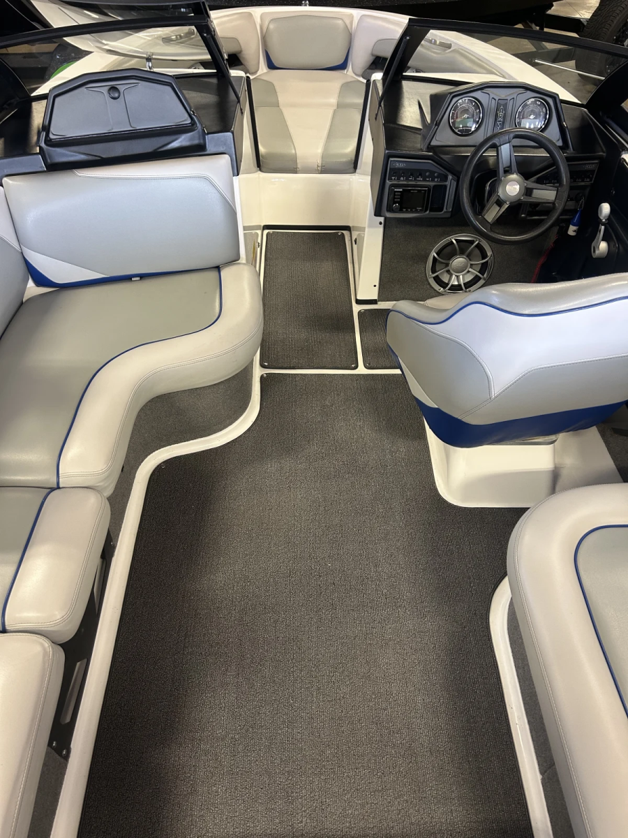 2016 Axis Boats T22 for sale in Valley, Nebraska