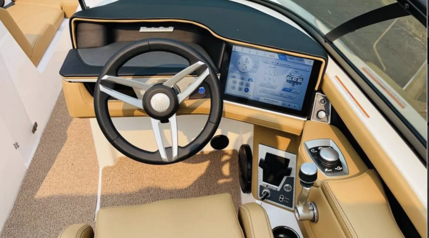 2025 Mastercraft xt24