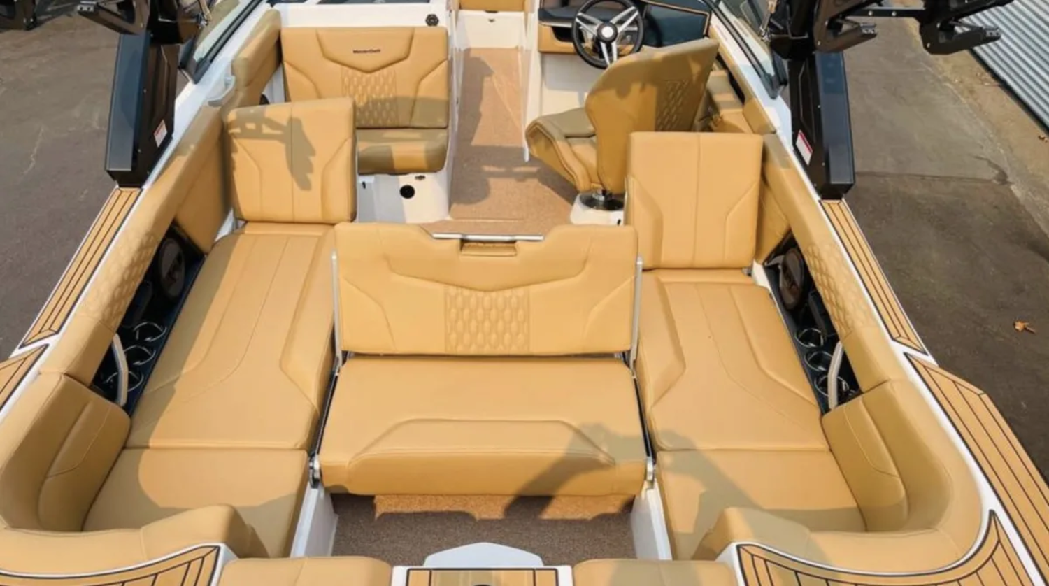 2025 Mastercraft xt24